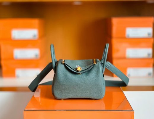 About Hermes - Sold! Hermes mini lindy Vert cypress Stamp
